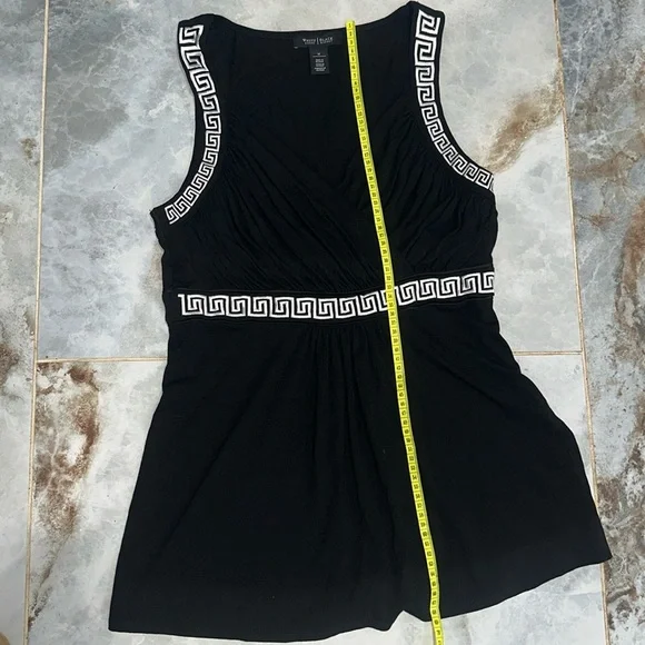 WHBM Black Sleeveless Top - Picture 3 of 8